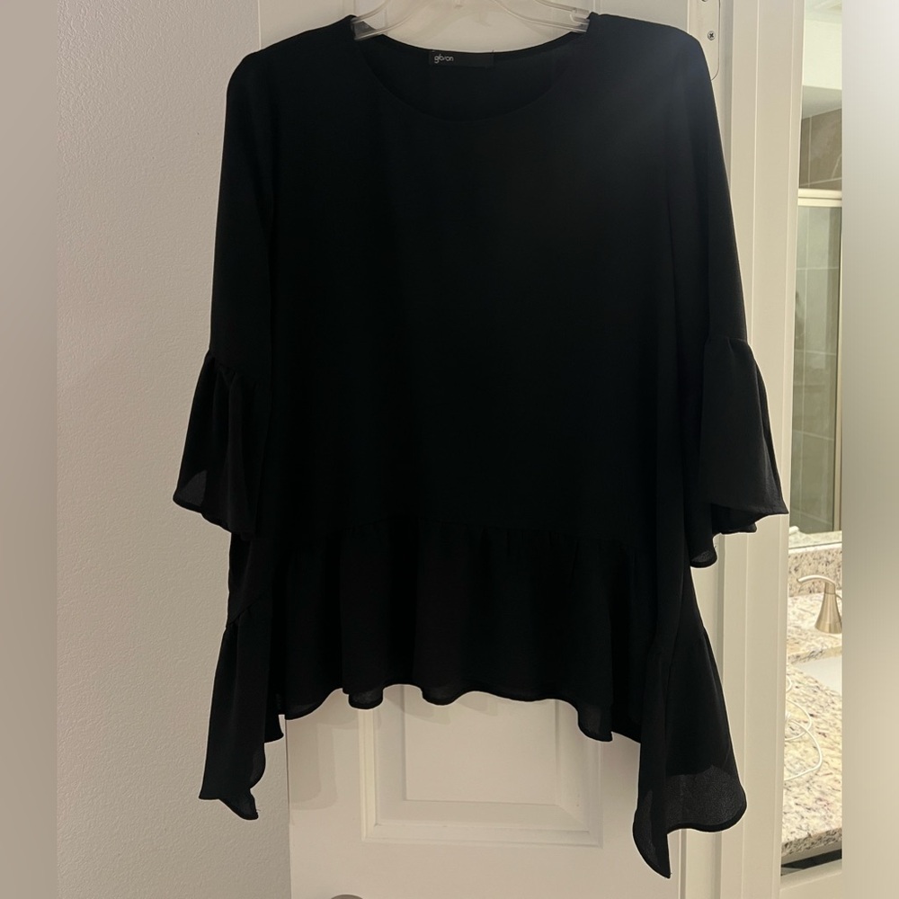 Ruffle blouse | black
